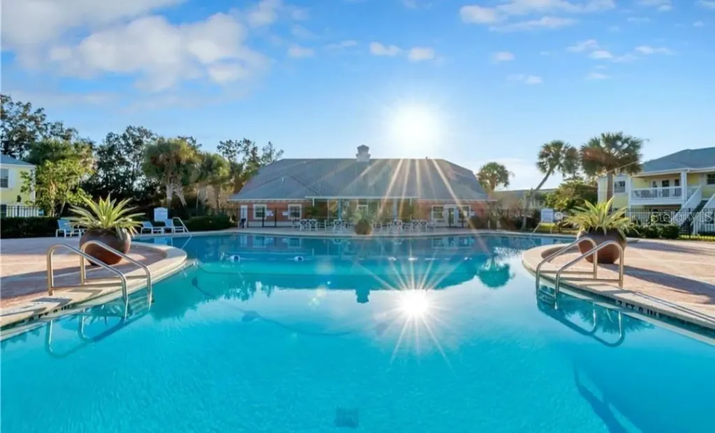 3747 Pompano Drive SE St Petersburg FL 33705