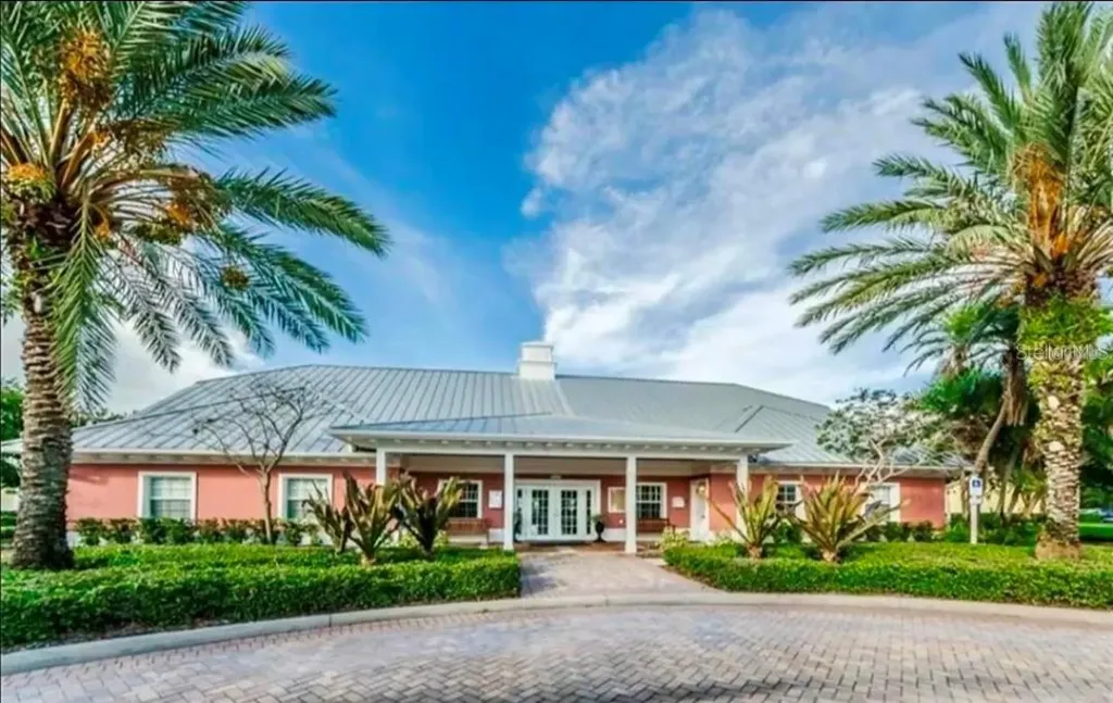 3747 Pompano Drive SE St Petersburg FL 33705