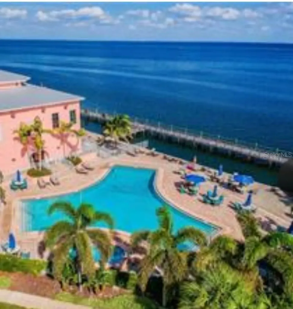 3747 Pompano Drive SE St Petersburg FL 33705