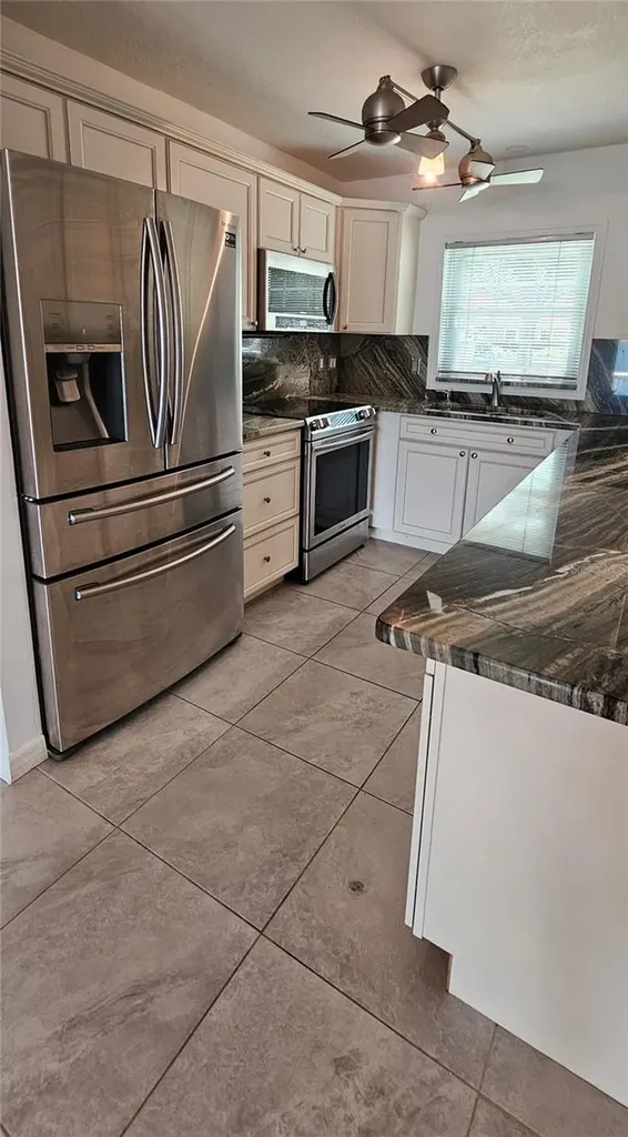 3747 Pompano Drive SE St Petersburg FL 33705