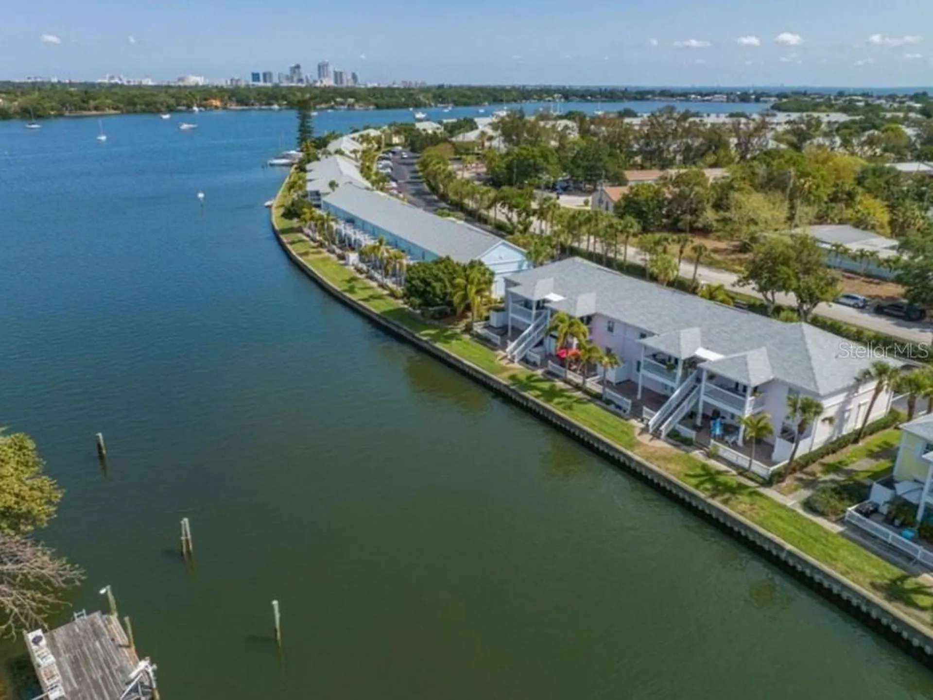 3747 Pompano Drive SE St Petersburg FL 33705
