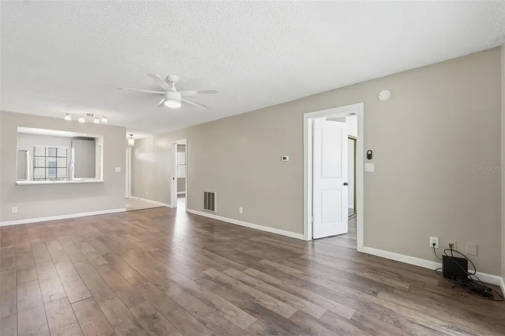 340 Causeway Boulevard Dunedin FL 34698