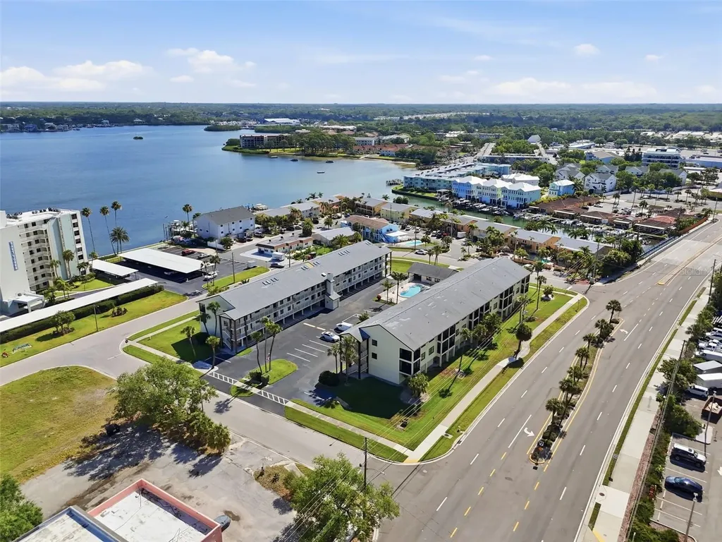 340 Causeway Boulevard Dunedin FL 34698