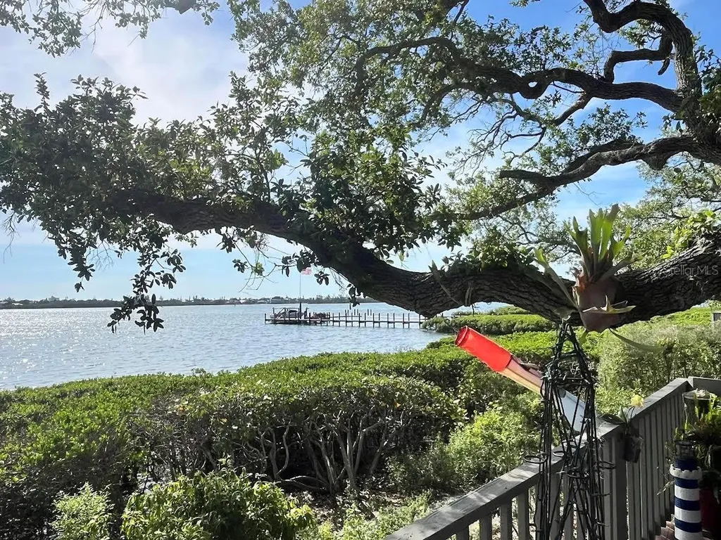 1335 Landings Drive Sarasota FL 34231