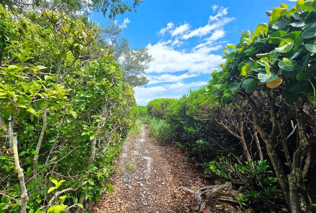 1335 Landings Drive Sarasota FL 34231