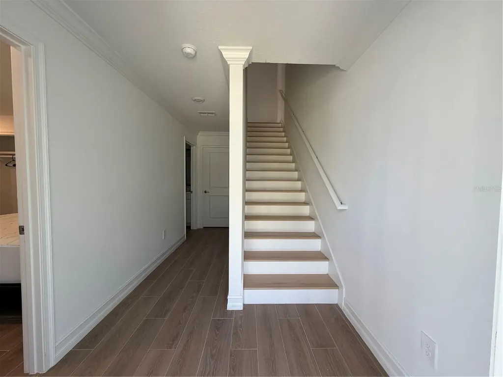 1523 W Chestnut Street Tampa FL 33607