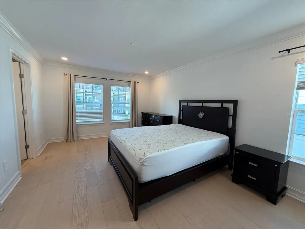 1523 W Chestnut Street Tampa FL 33607
