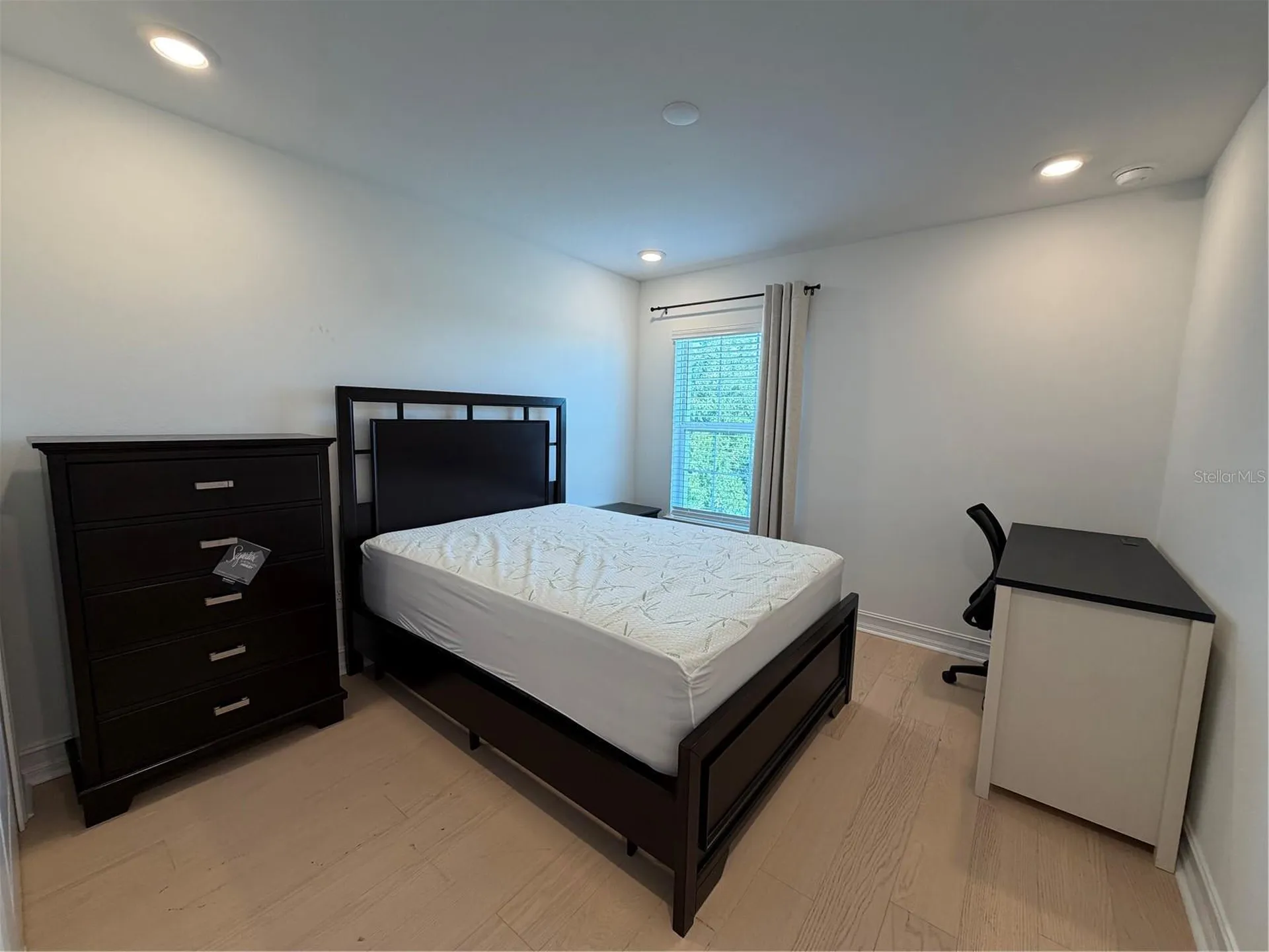 1523 W Chestnut Street Tampa FL 33607