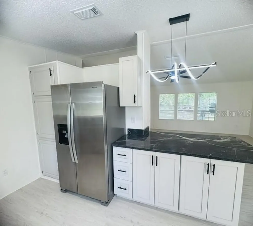 11898 SW 36th Way Webster FL 33597