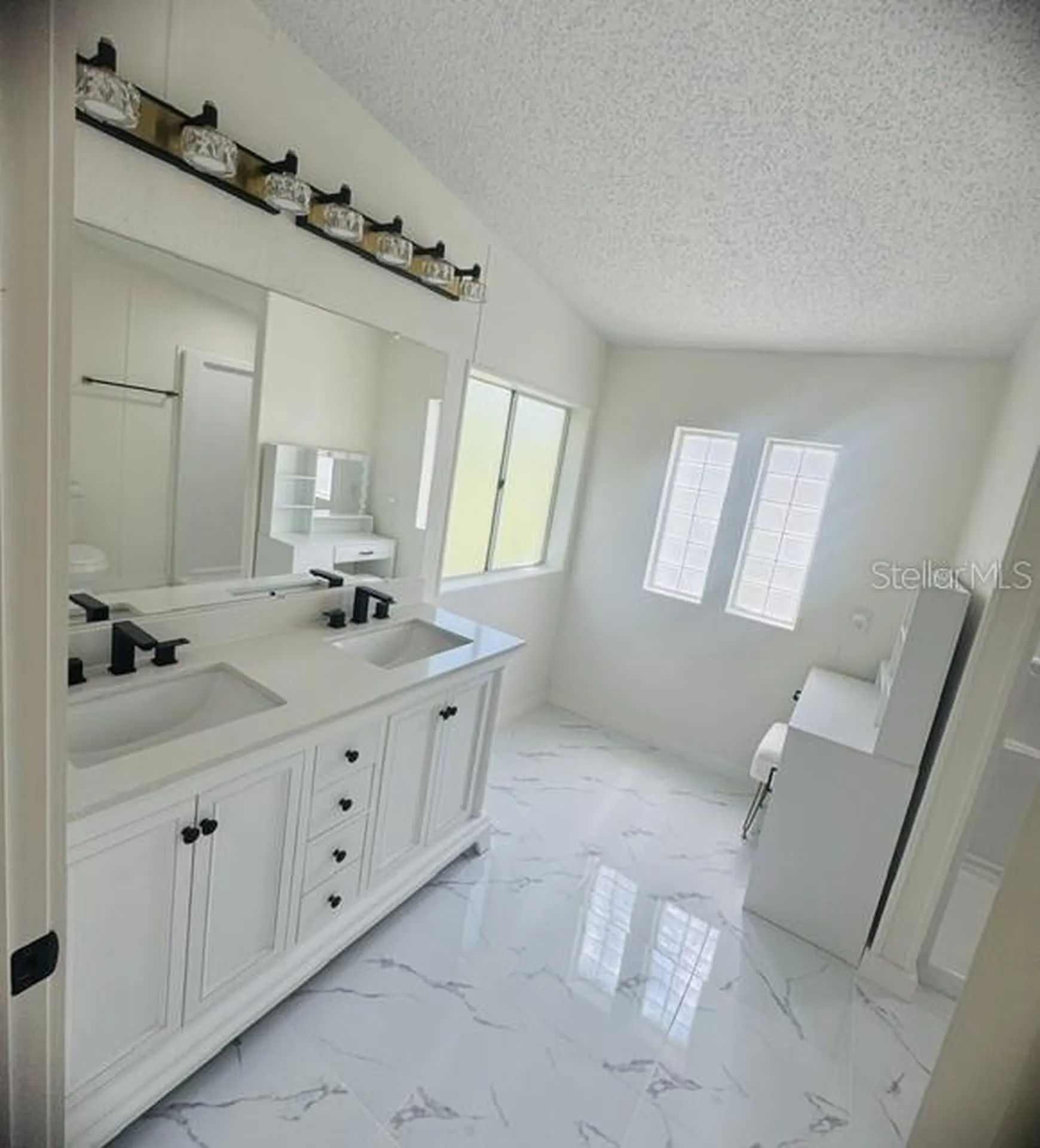 11898 SW 36th Way Webster FL 33597