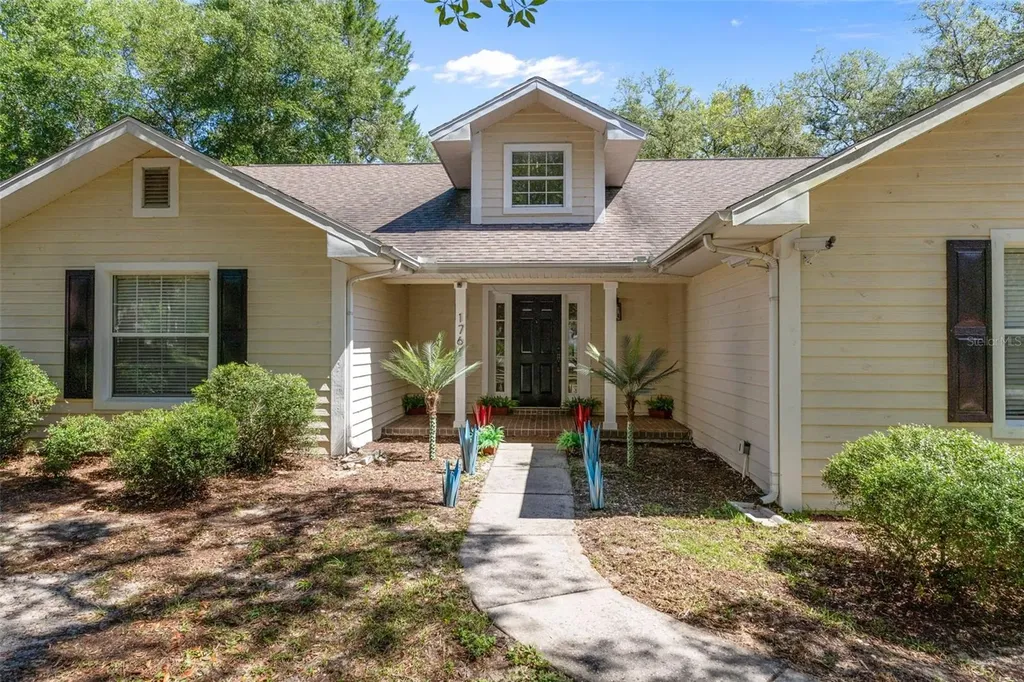 1761 E Cleveland Street Hernando FL 34442