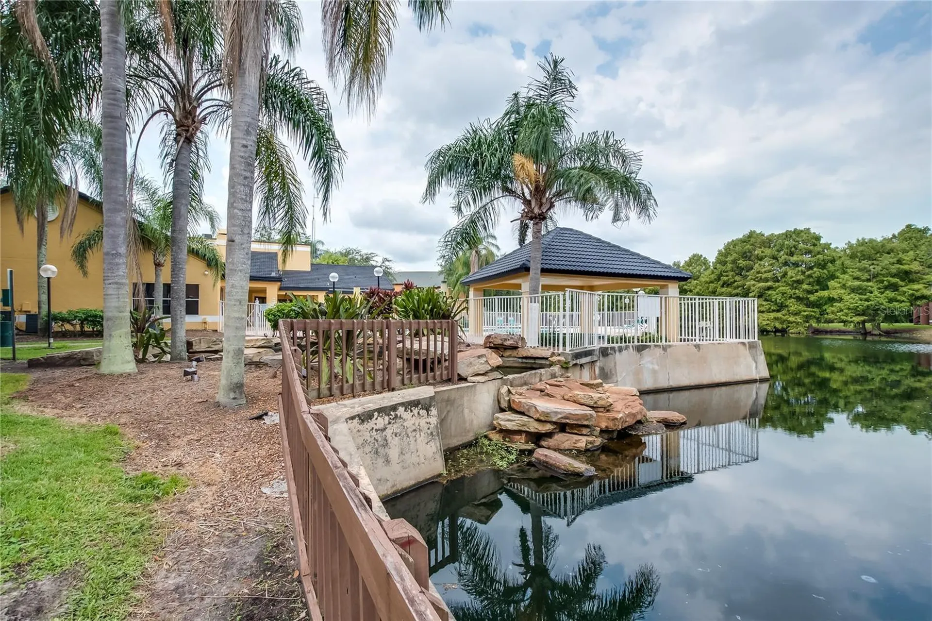 4528 Commander Drive Orlando FL 32822