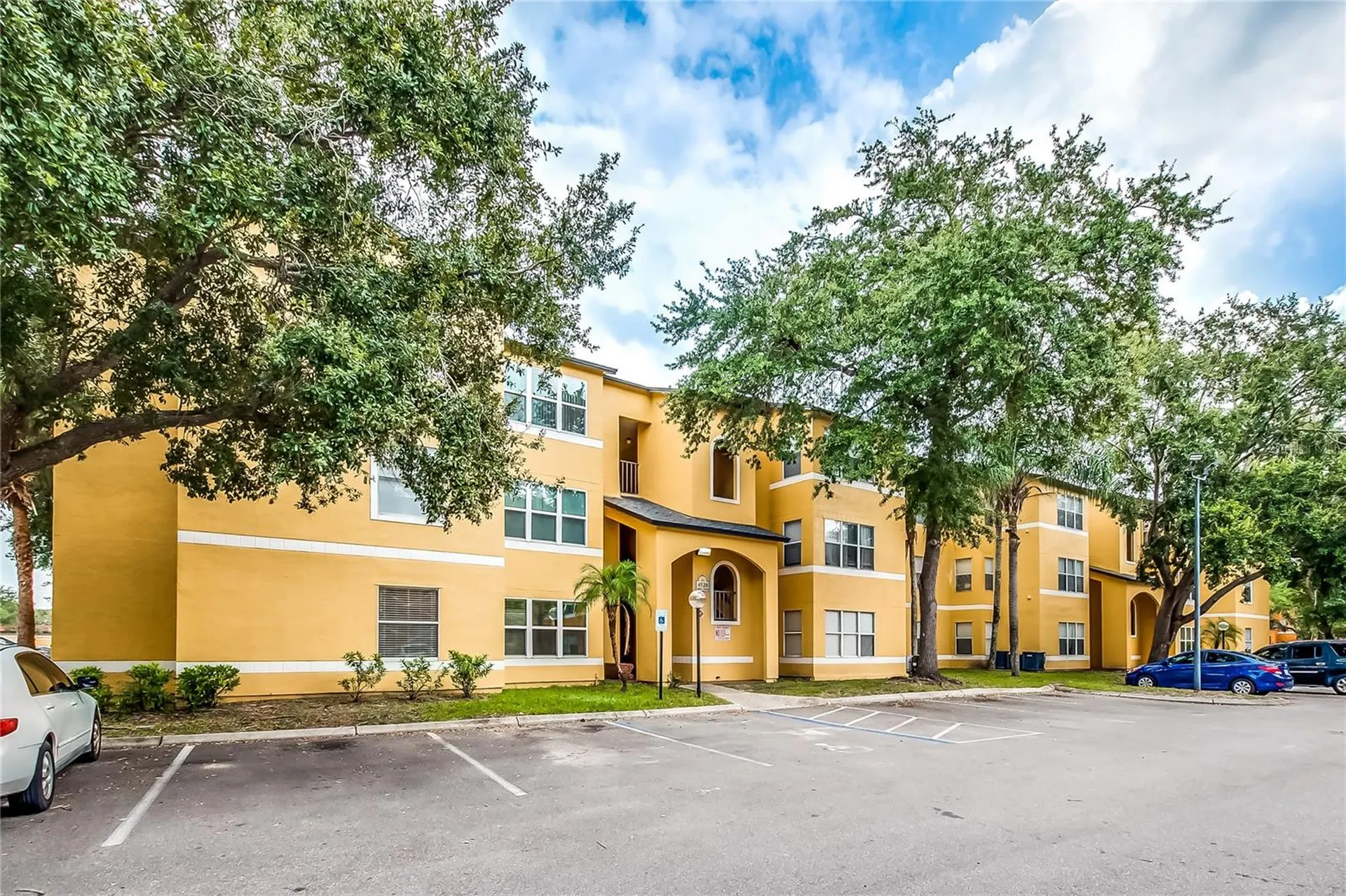 4528 Commander Drive Orlando FL 32822