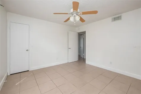 4528 Commander Drive Orlando FL 32822