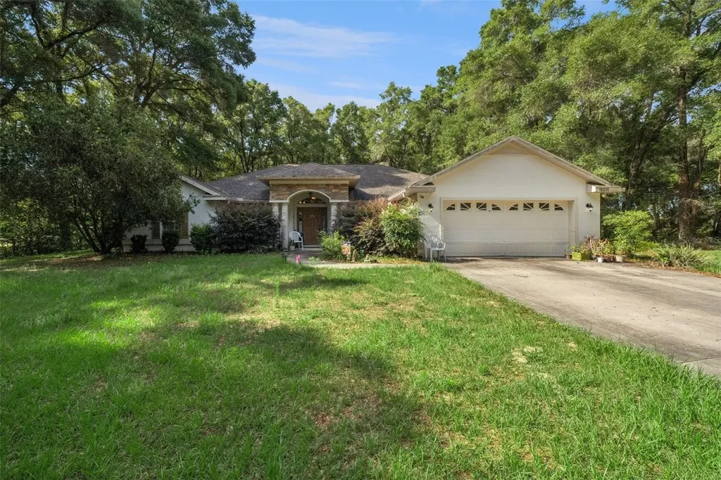16230 NW 53rd Street Morriston FL 32668