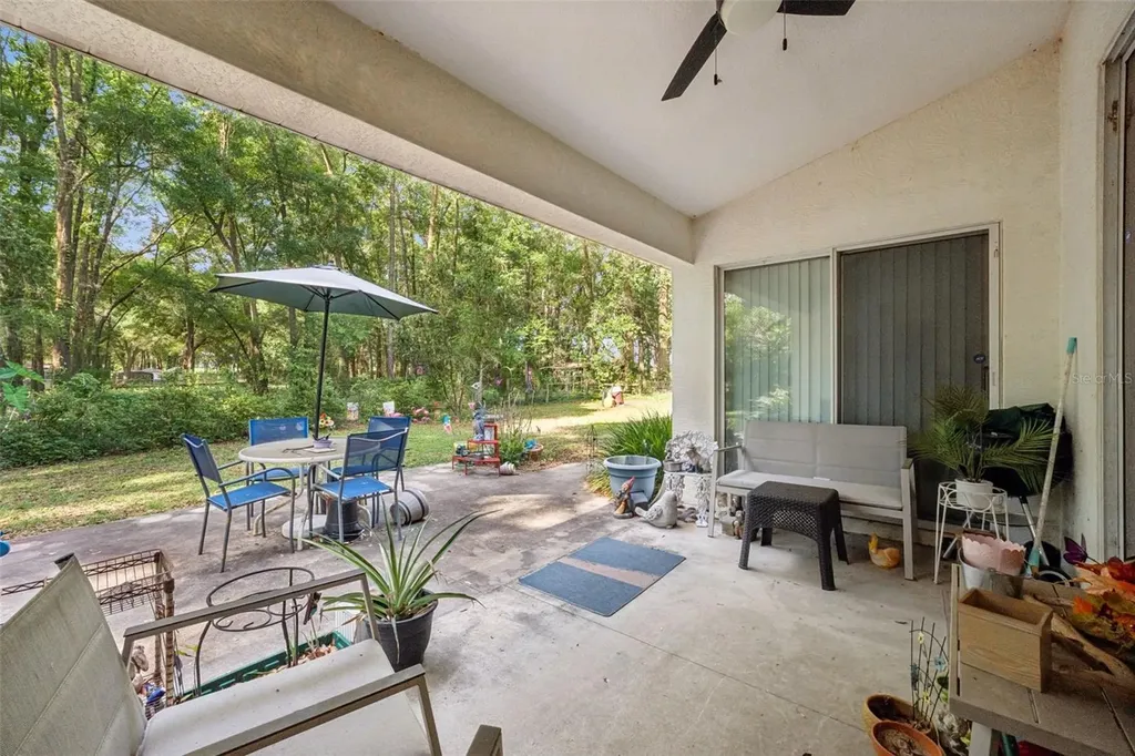 16230 NW 53rd Street Morriston FL 32668