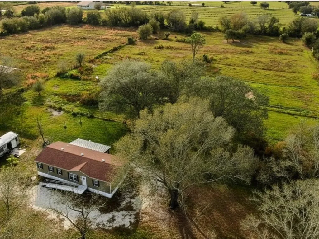 9827 SE Hoth Road Arcadia FL 34266