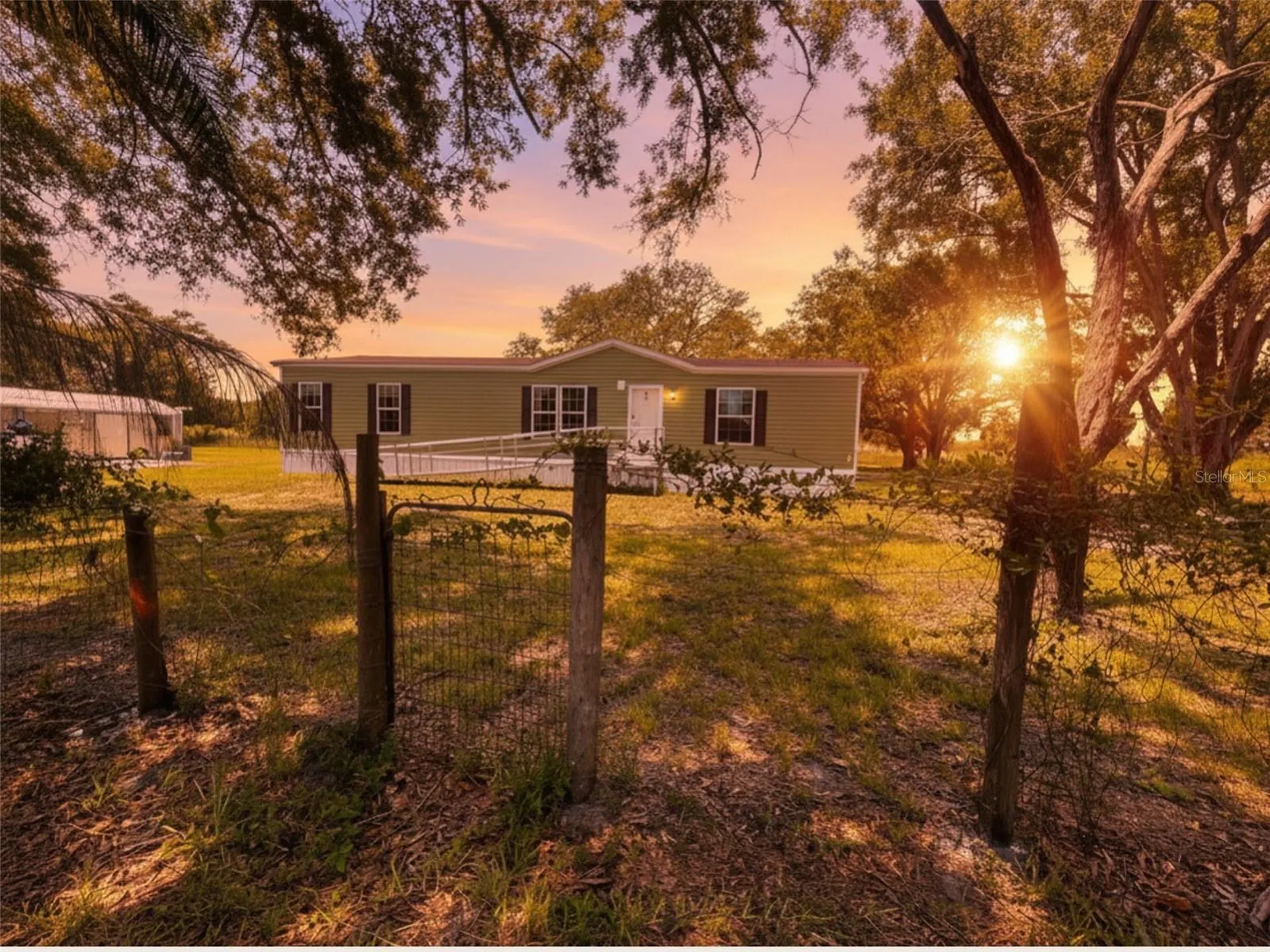 9827 SE Hoth Road Arcadia FL 34266