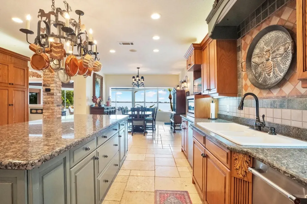 133 Van Fleet Court Auburndale FL 33823