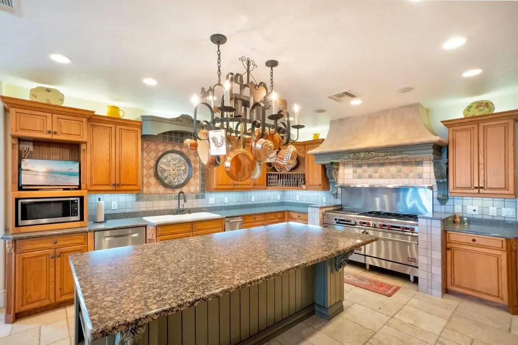 133 Van Fleet Court Auburndale FL 33823