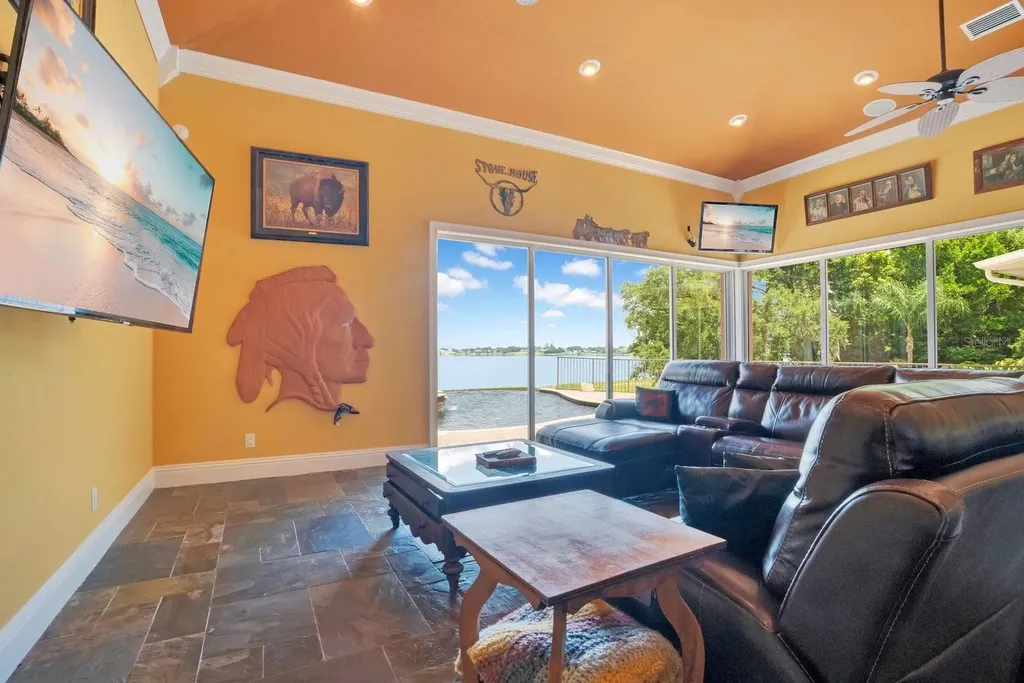 133 Van Fleet Court Auburndale FL 33823