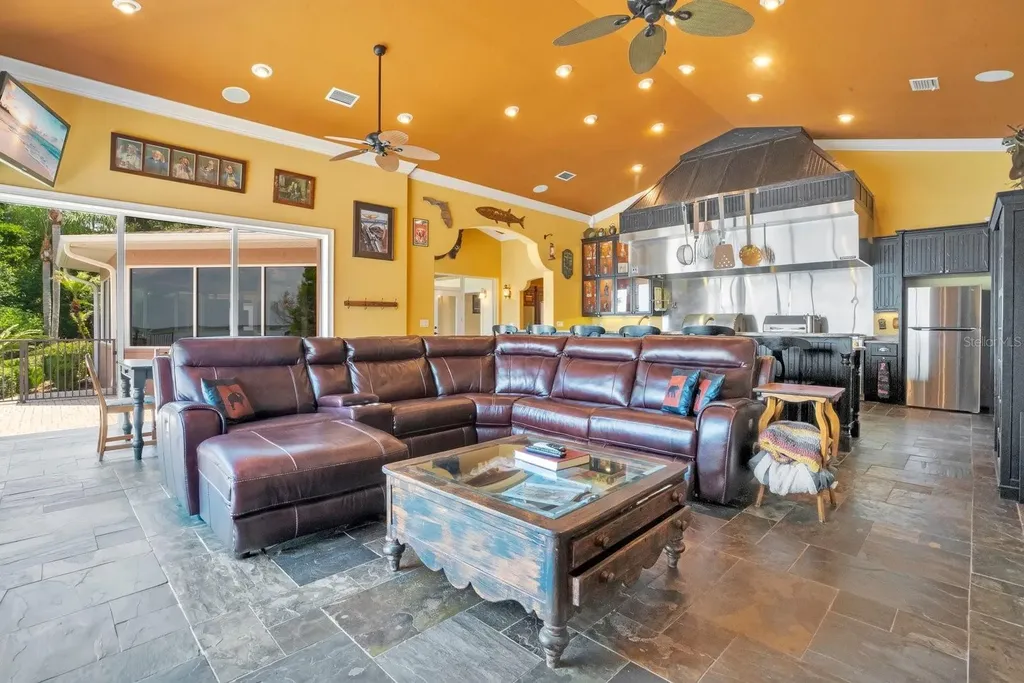 133 Van Fleet Court Auburndale FL 33823
