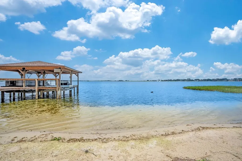 133 Van Fleet Court Auburndale FL 33823