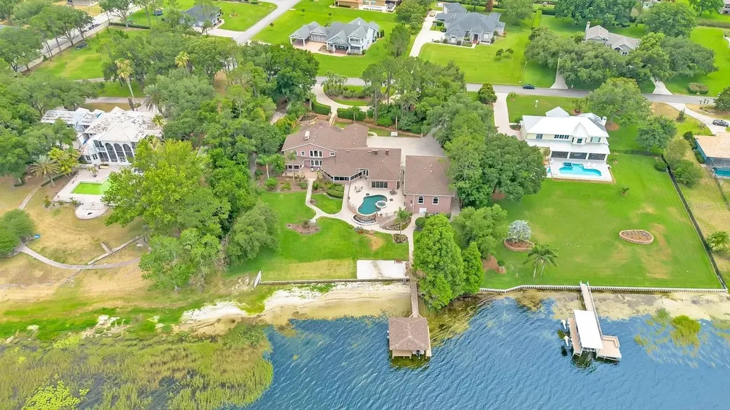 133 Van Fleet Court Auburndale FL 33823