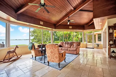 133 Van Fleet Court Auburndale FL 33823