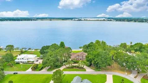 133 Van Fleet Court Auburndale FL 33823