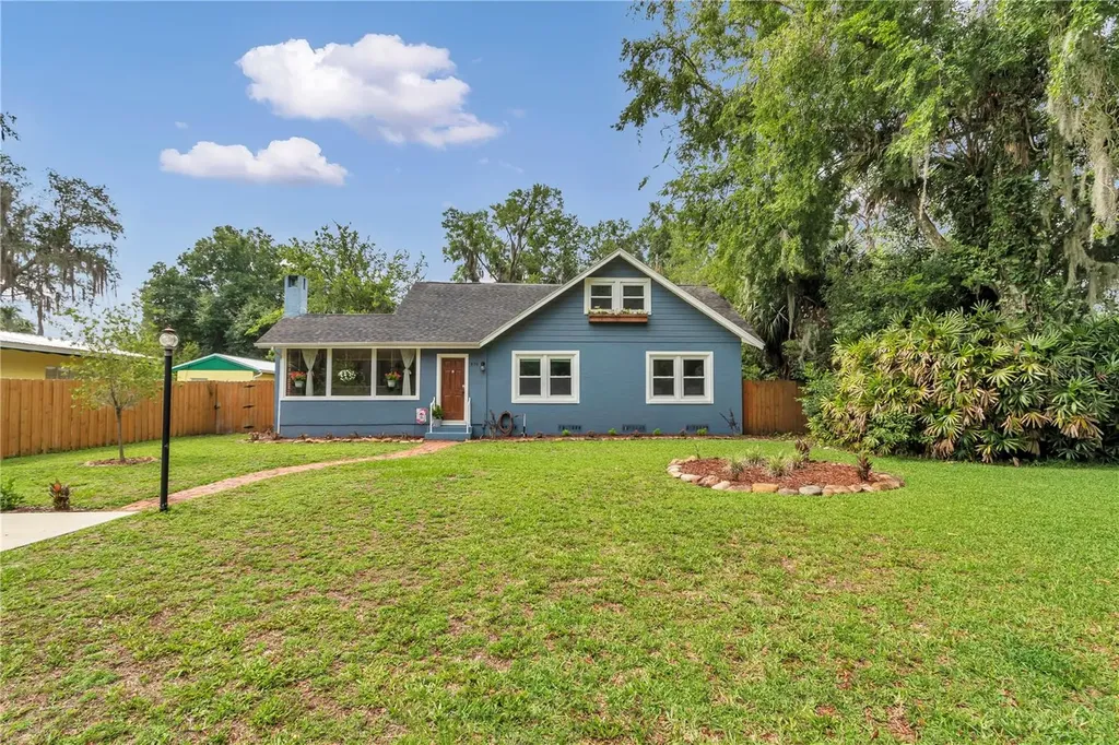 956 NE 5th Street Ocala FL 34470