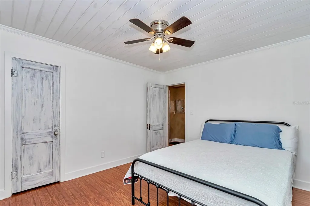 956 NE 5th Street Ocala FL 34470
