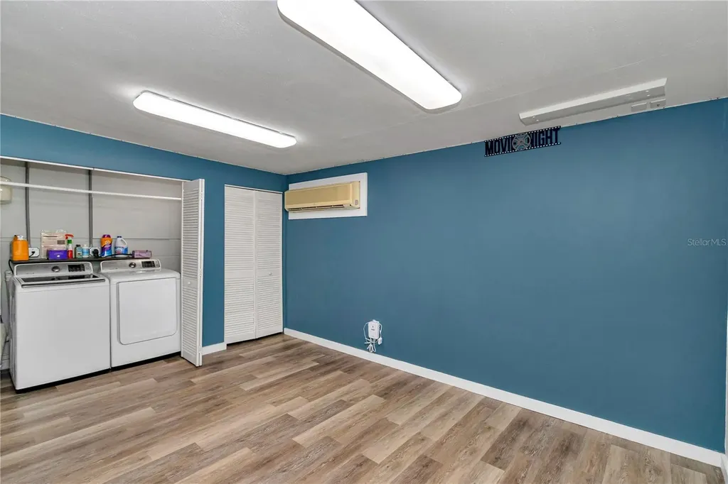 956 NE 5th Street Ocala FL 34470