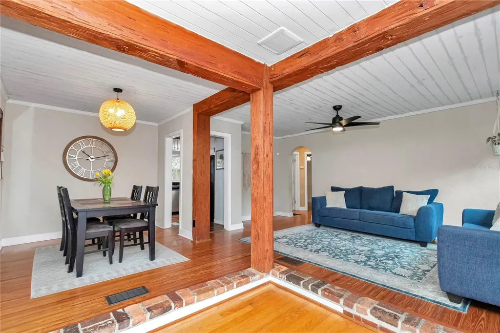 956 NE 5th Street Ocala FL 34470