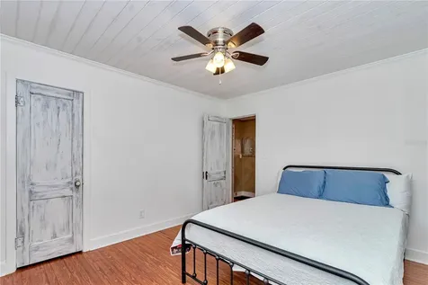956 NE 5th Street Ocala FL 34470