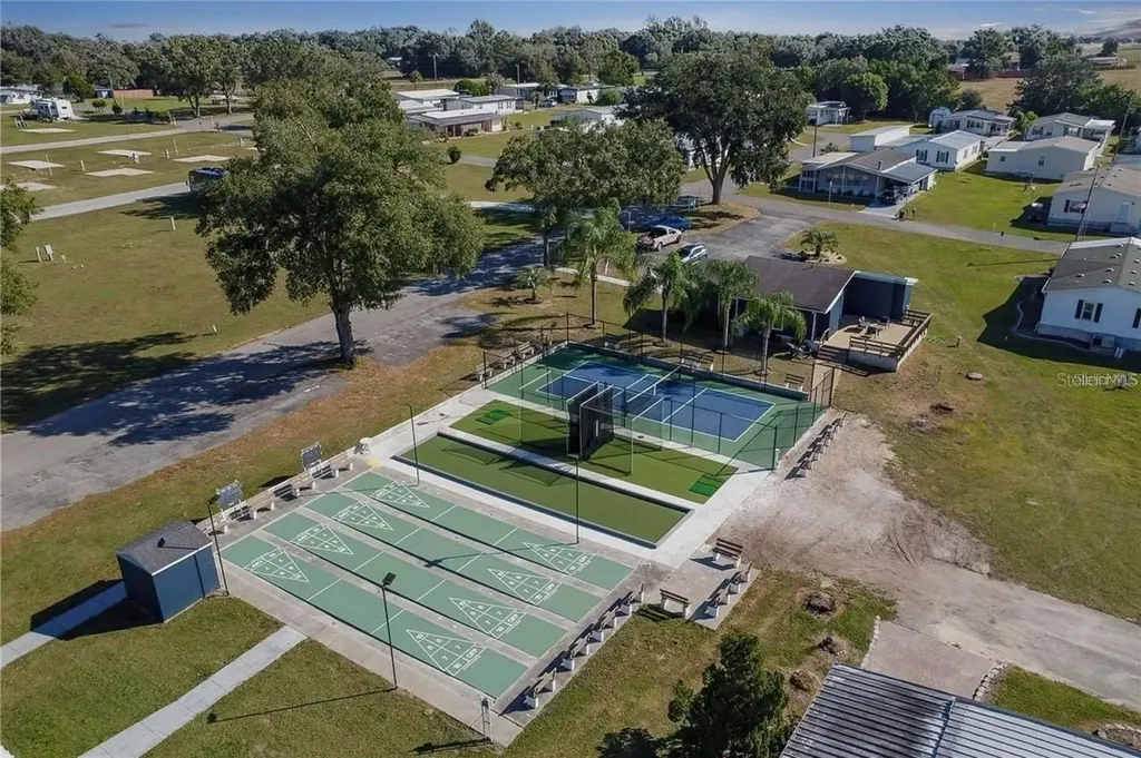 10029 Hamp Drive Dade City FL 33525
