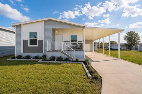 10029 Hamp Drive Dade City FL 33525