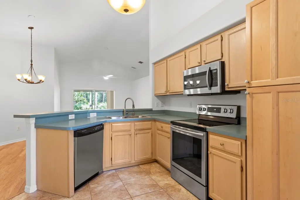 16037 Shinnecock Drive Odessa FL 33556