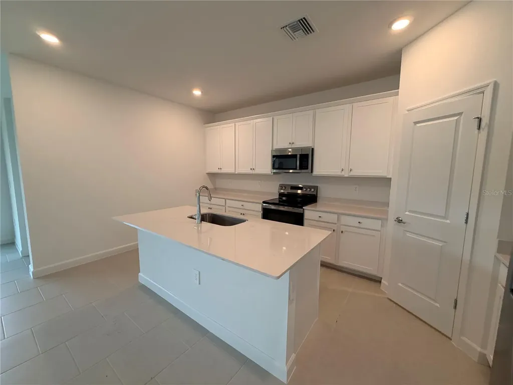 3917 Passion Vine Drive Alva FL 33920