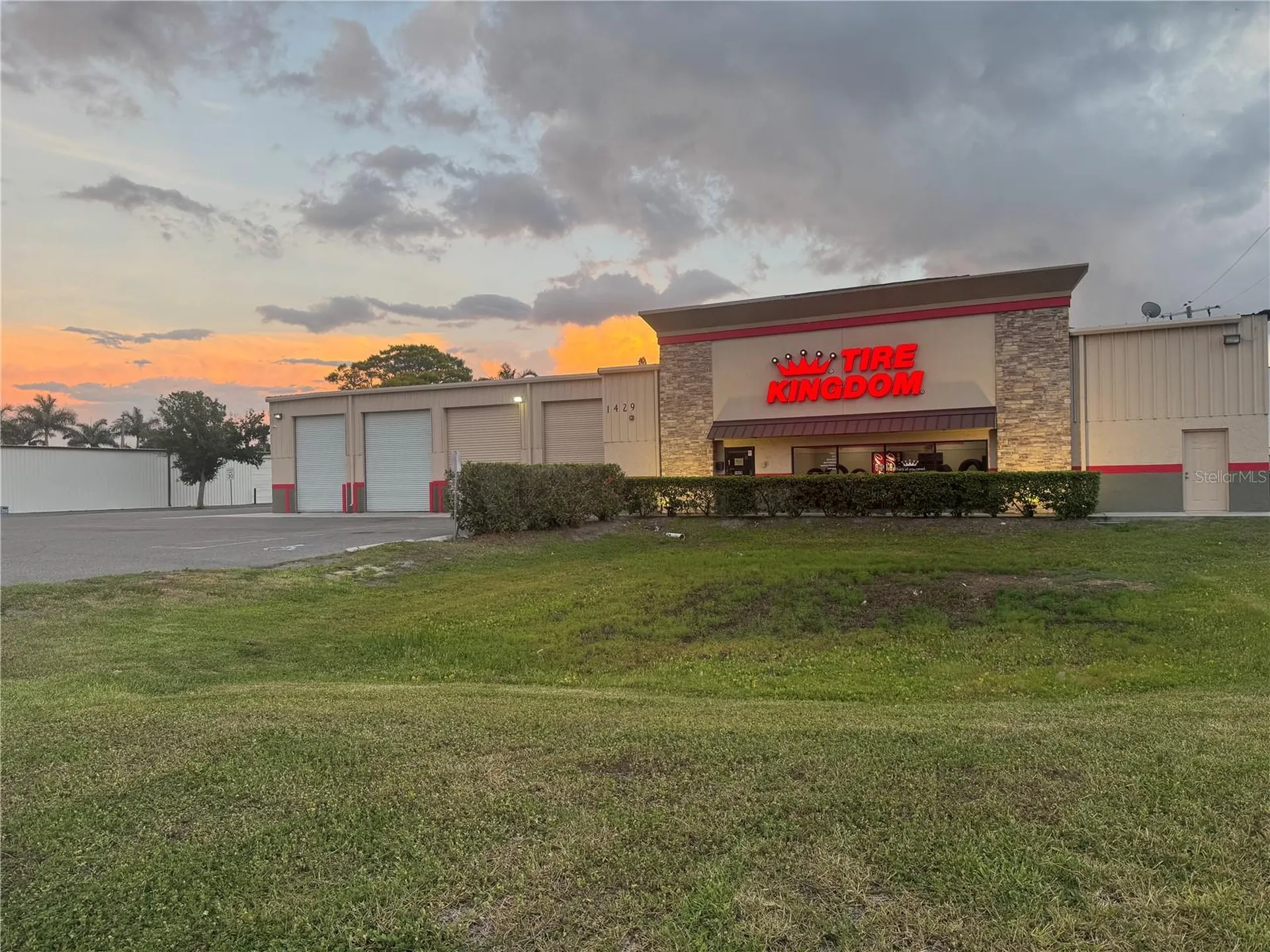 1429 10th Street E Palmetto FL 34221