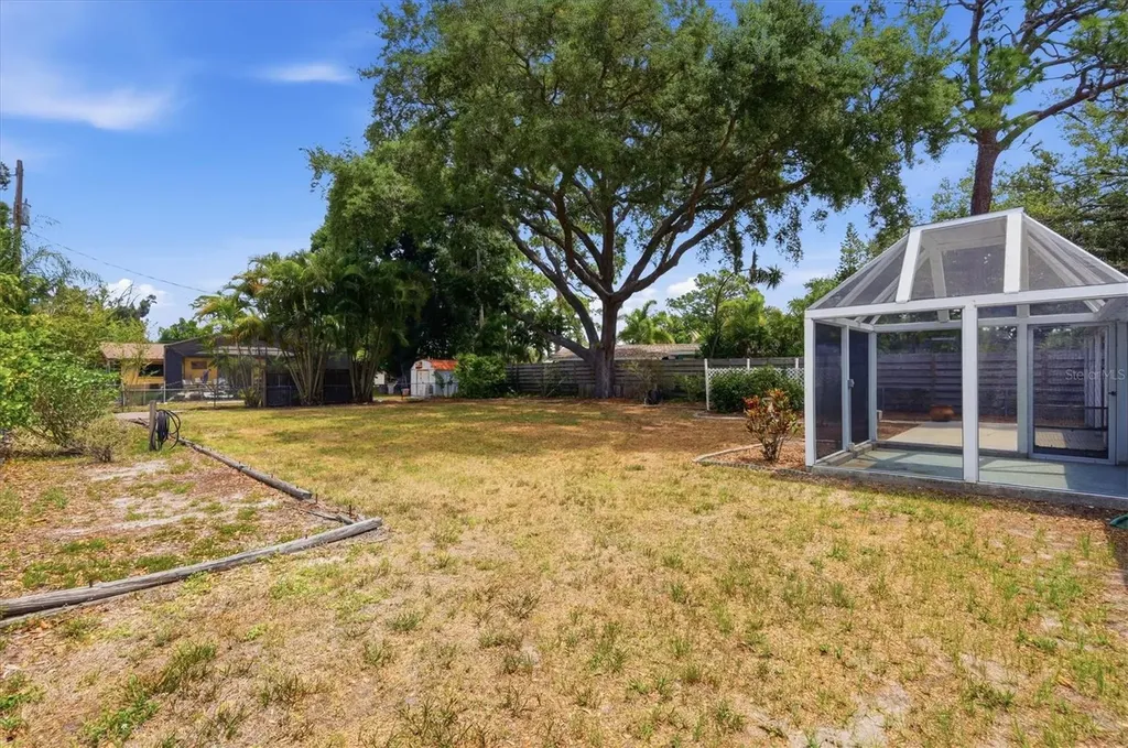 2233 Alice Road Sarasota FL 34231