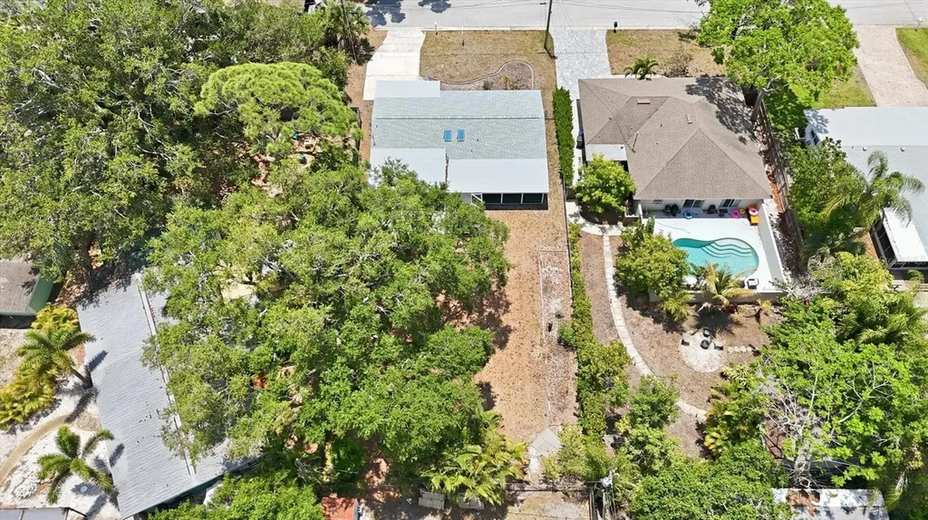 2233 Alice Road Sarasota FL 34231