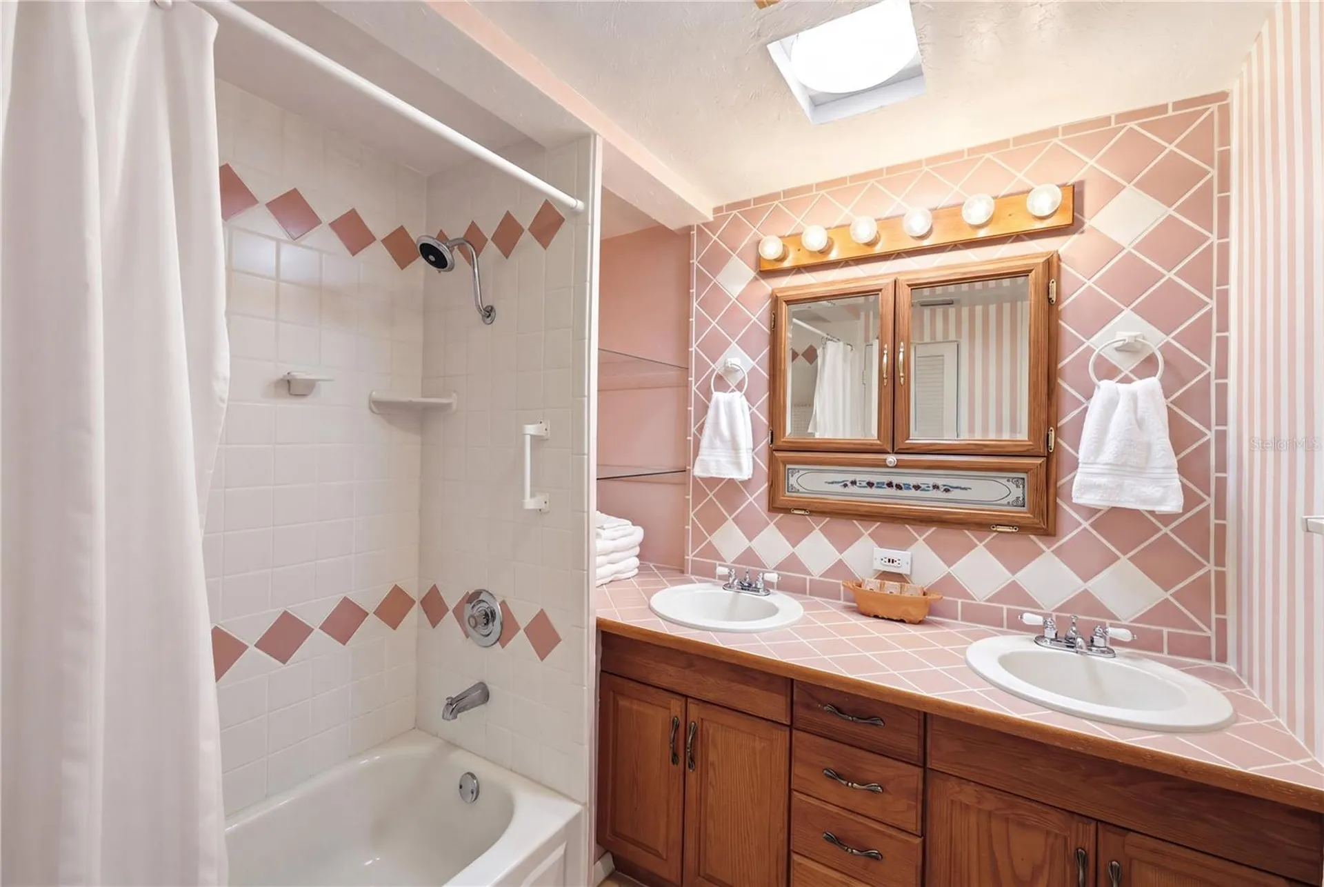 2233 Alice Road Sarasota FL 34231