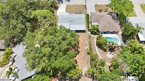 2233 Alice Road Sarasota FL 34231