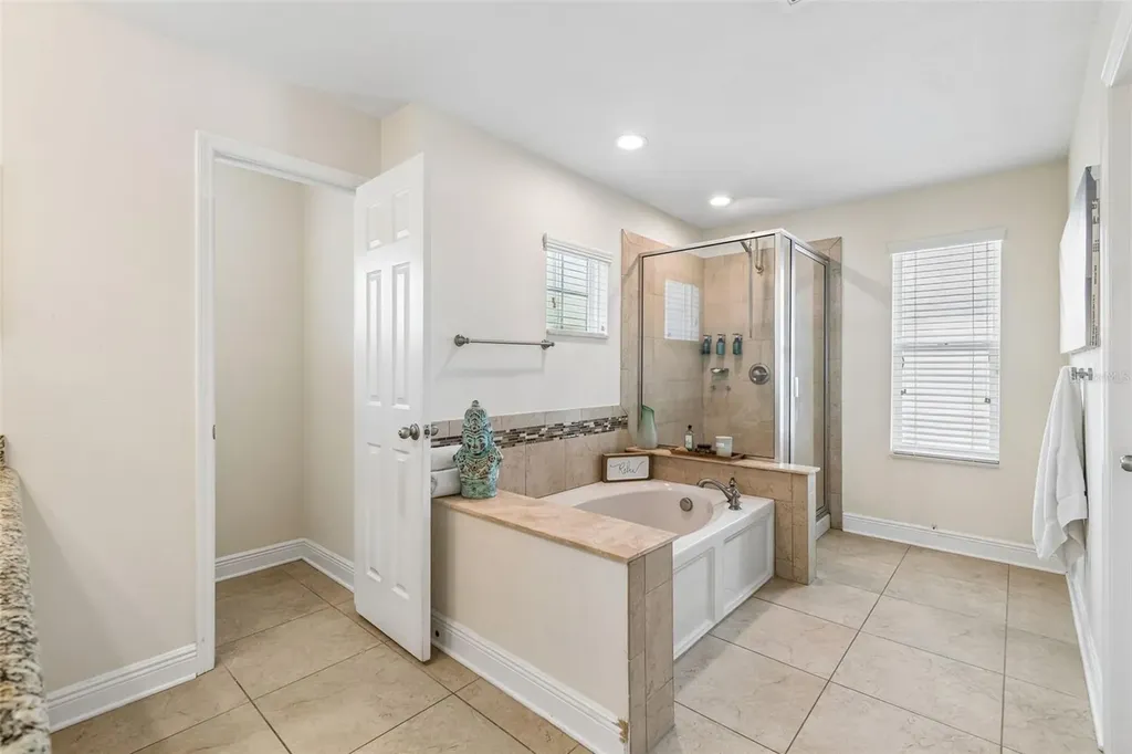 16214 Bayberry View Drive Lithia FL 33547