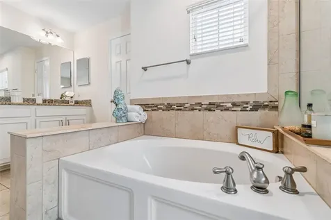 16214 Bayberry View Drive Lithia FL 33547