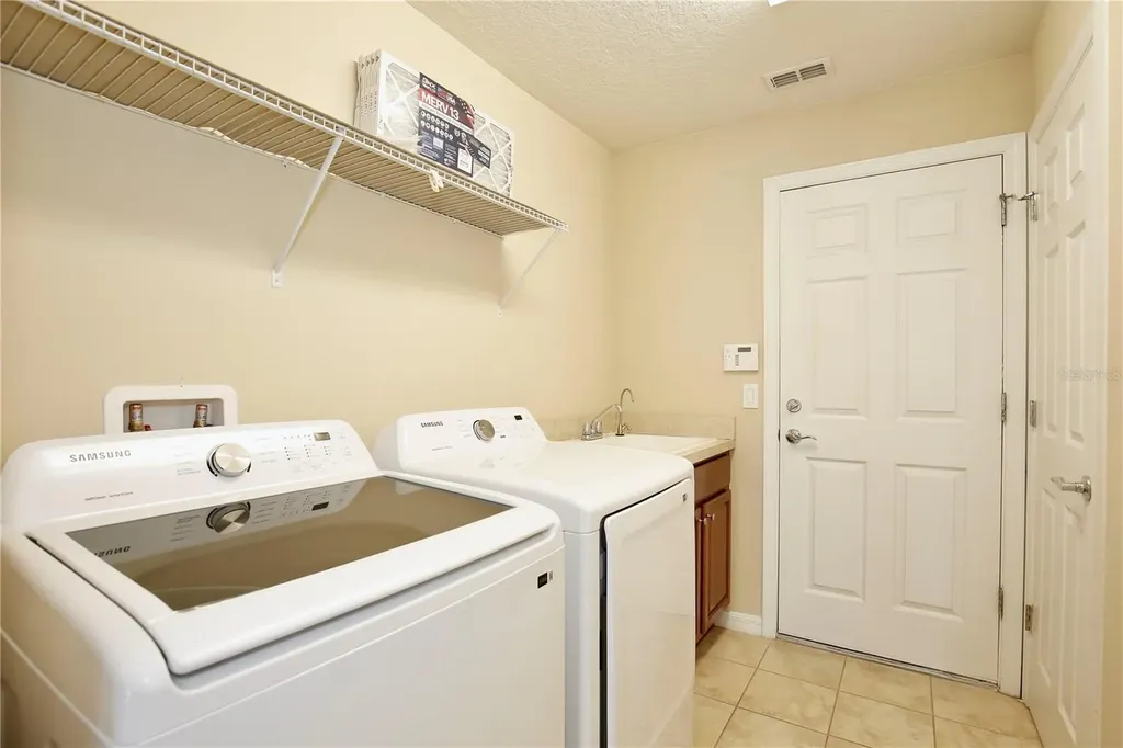 12268 Pescara Lane Orlando FL 32827