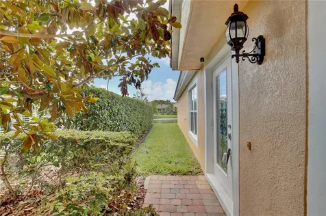 12268 Pescara Lane Orlando FL 32827