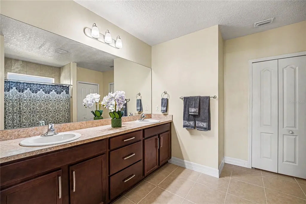 1025 Morgan Circle NE Palm Bay FL 32905