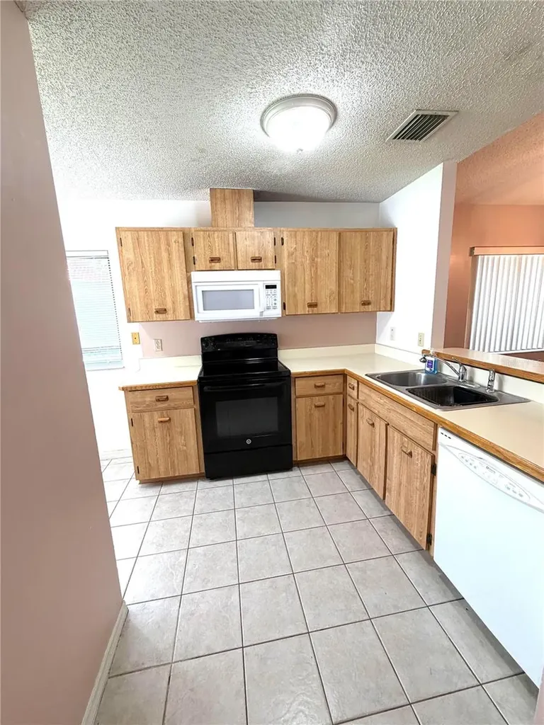 12 Wellwood Lane Palm Coast FL 32164